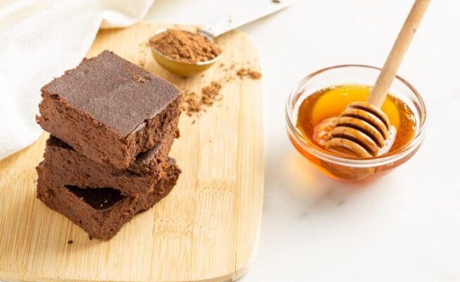 Làm bánh brownies từ đậu đen ăn kiêng tại nhà 